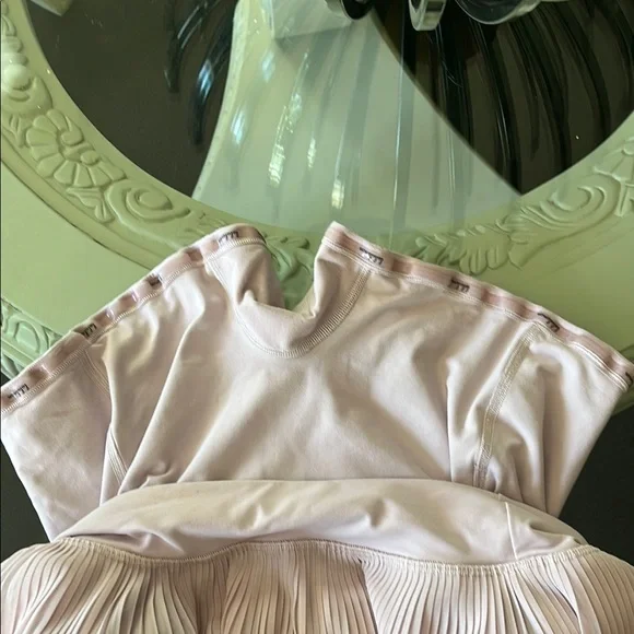 Lululemon Pink Pleated tennis Skirt - Picture 7 of 8